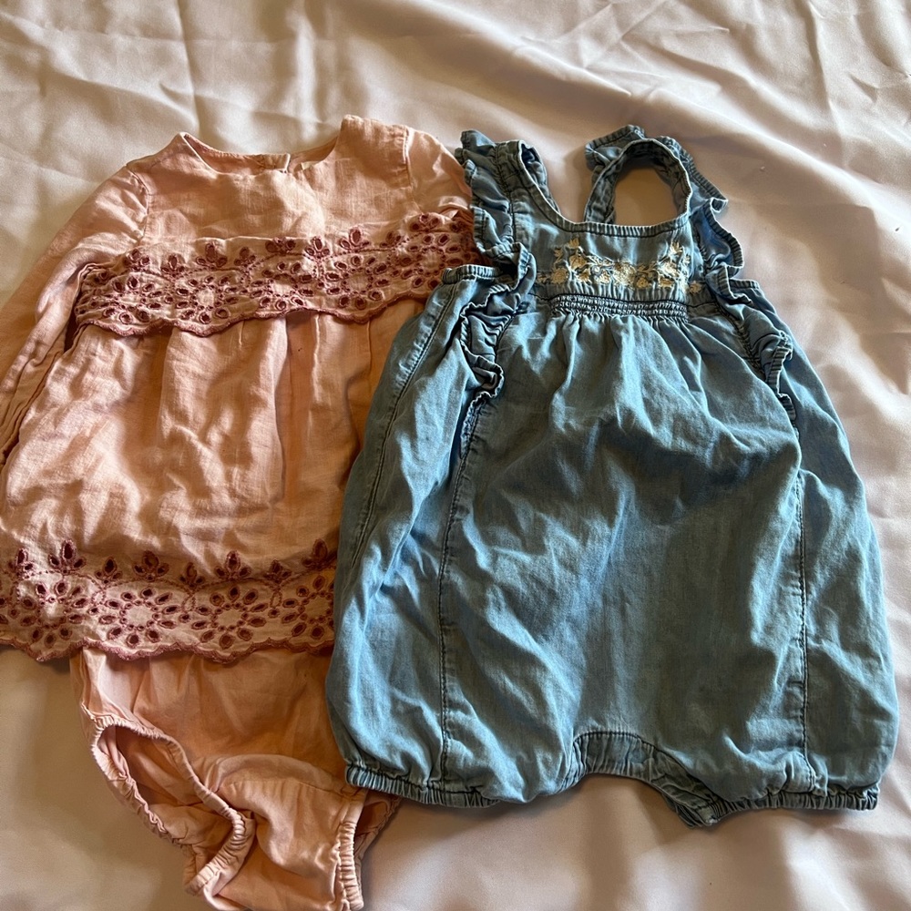 Two baby gap items smoke and pet free home